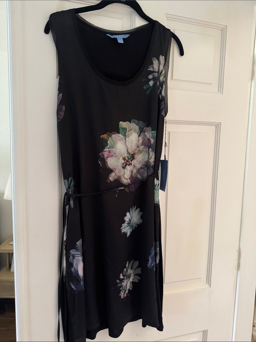Simply Vera Vera Wang Black Sleeveless Floral Belted Dress